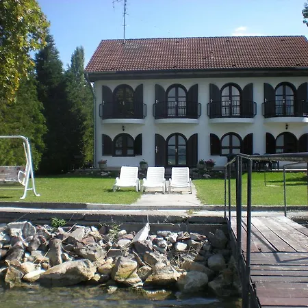 Holiday home Aba House Balatonszarszo